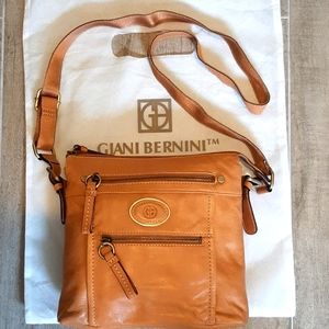 Giani Bernini crossbody bag